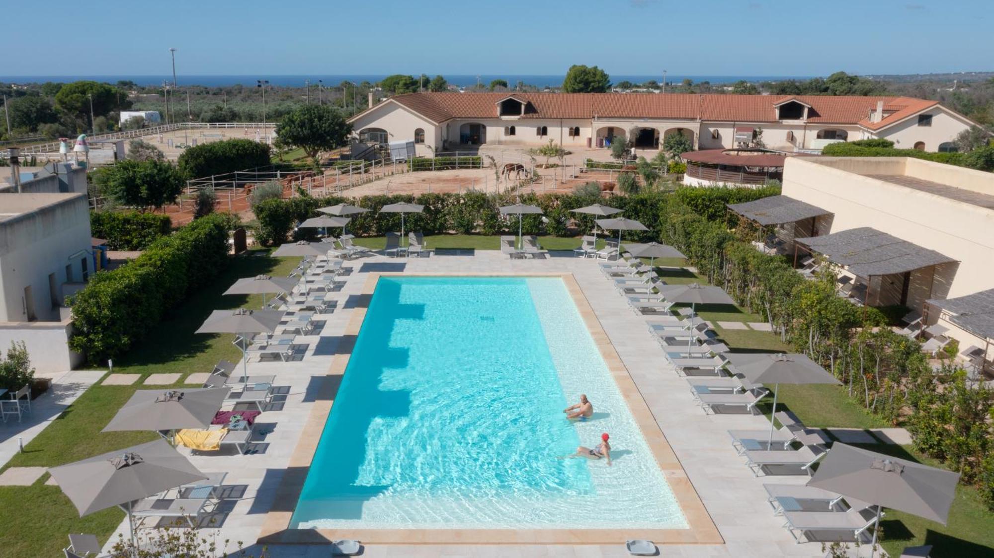 Delle Rose, Hotel & Horse Riding Torre Vado Kültér fotó
